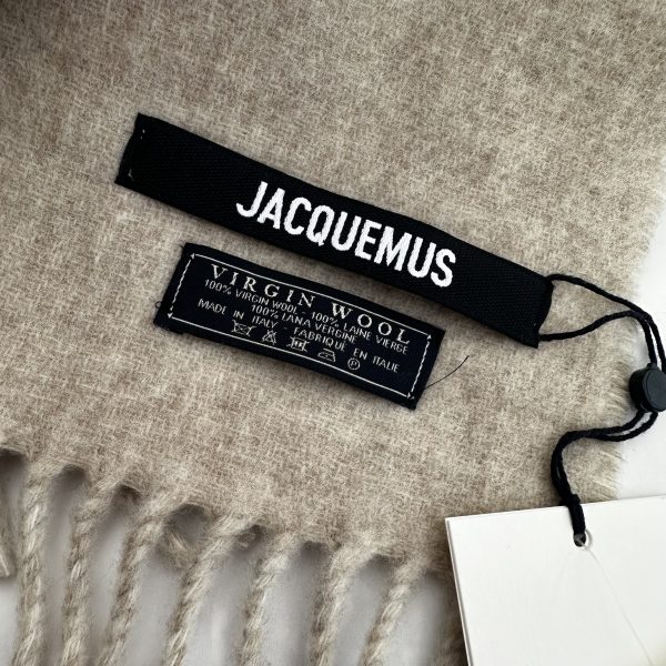 48 Hour Flash Comp - Jacquemus Scarf