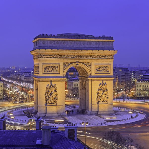 ROMANTIC TRIP TO PARIS FOR TWO + £1000 OF VALENTINES INSTANT WINS