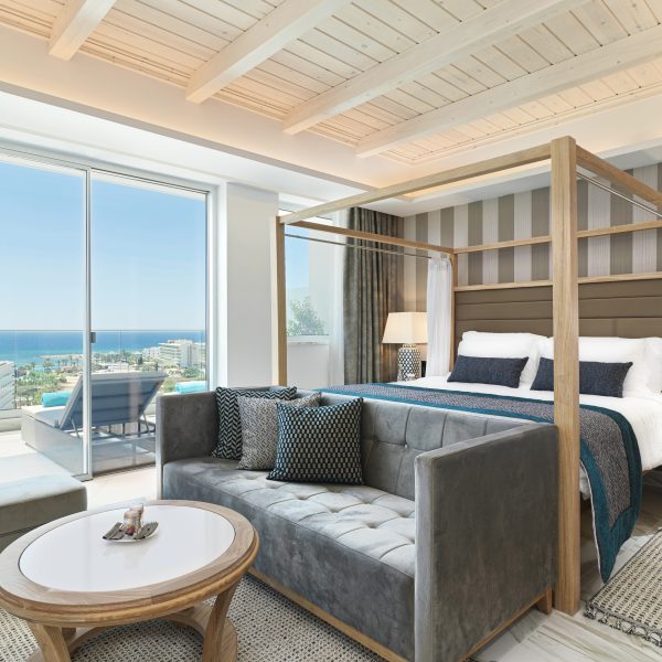 5* CYPRUS HOLIDAY OR £1,250 CASH + INSTANT WINS!