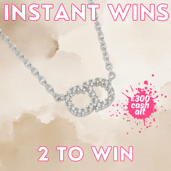 Van Cleef & Arpels Sweet Alhambra Pendant + £5k Designer Instant Wins