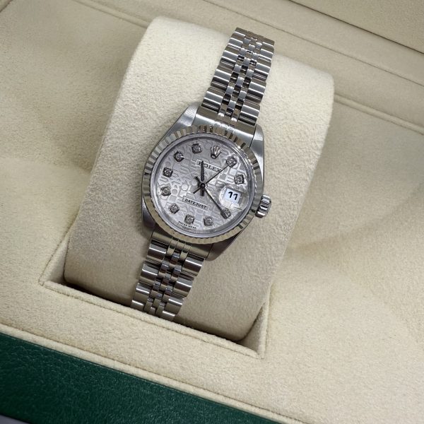 Rolex Lady DateJust + win up to £1k instantly!