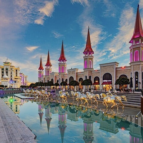 LAND OF LEGENDS TURKEY FOR UP TO 6 PEOPLE! £10K CASH ALT + HUGE INSTANTS!