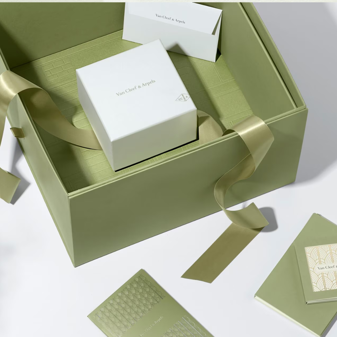 Van Cleef & Arpels Sweet Alhambra Bracelet or £1k + Instant Wins