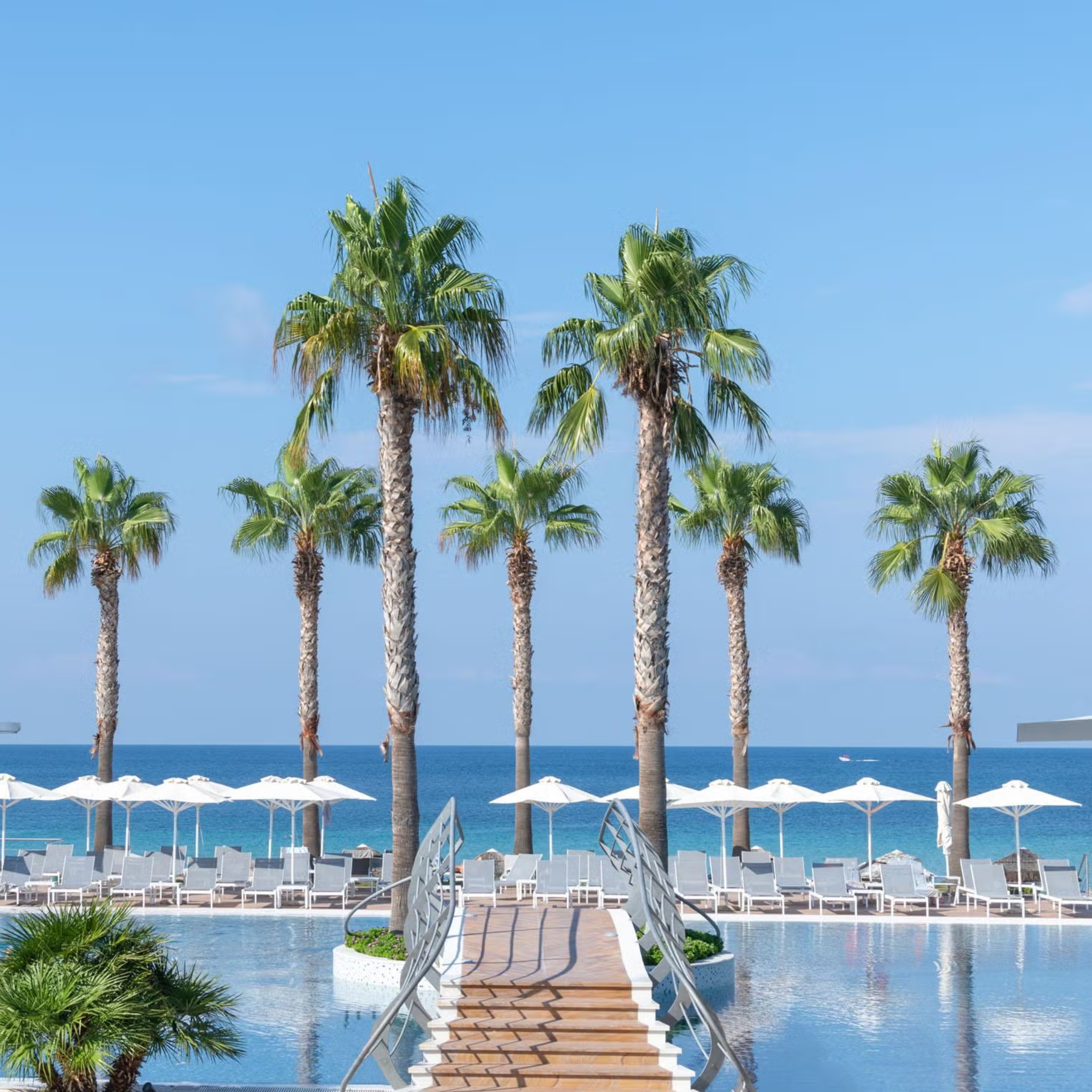 STUNNING FAMILY HALKIDIKI, GREECE HOLIDAY! £5K CASH ALT + INSTANTS!