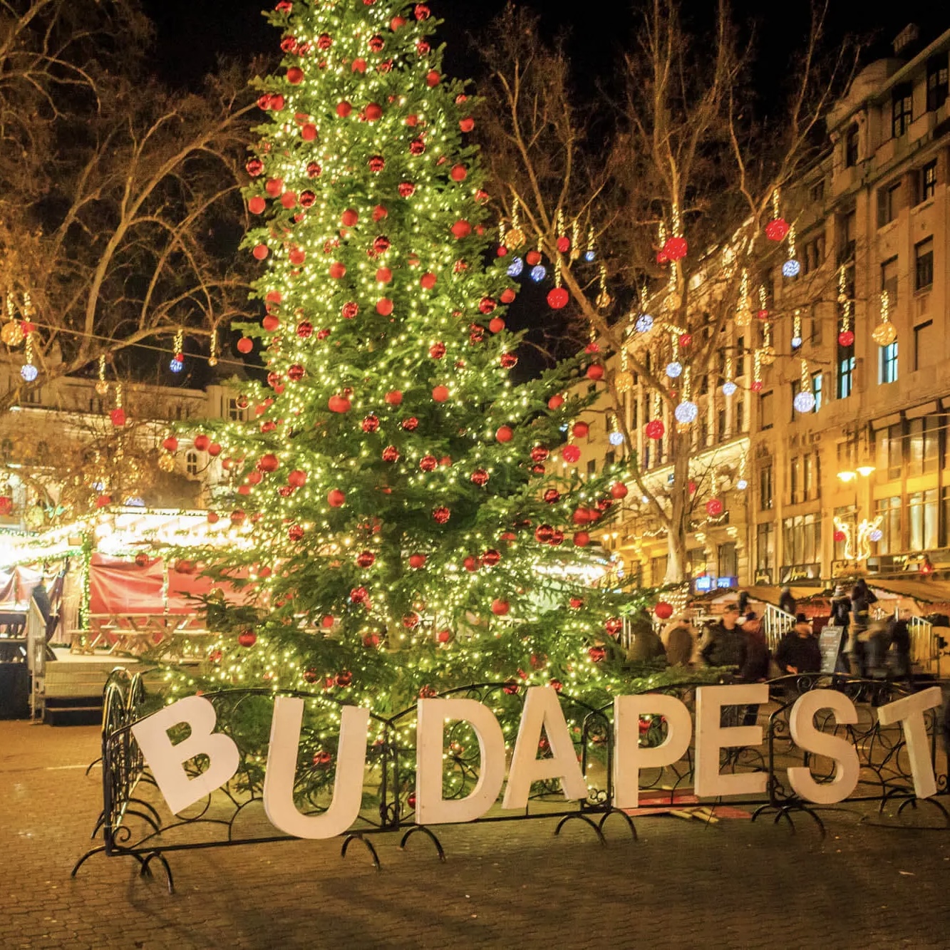 5* BUDAPEST CHRISTMAS MARKET BREAK! £500 CASH ALT